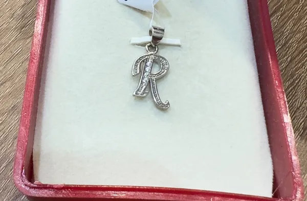 Silver_Tone_R_Initial_Pendant