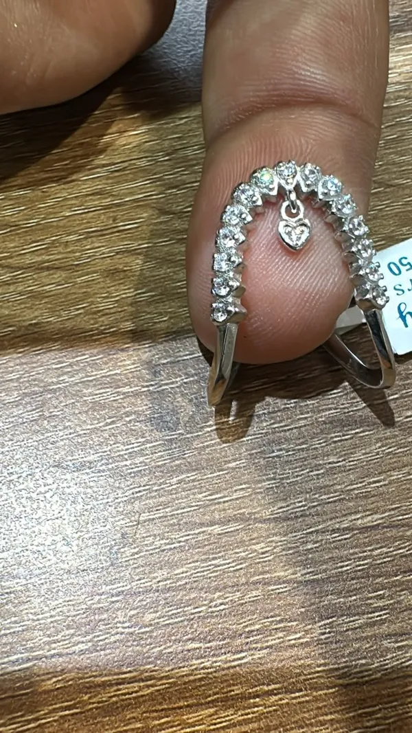 Silver-Tone_Rhinestone_Heart_Charm_Ring_for_Women