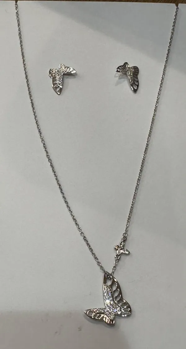 Silver_Tone_Butterfly_Necklace_And_Earrings_Set_for_Women