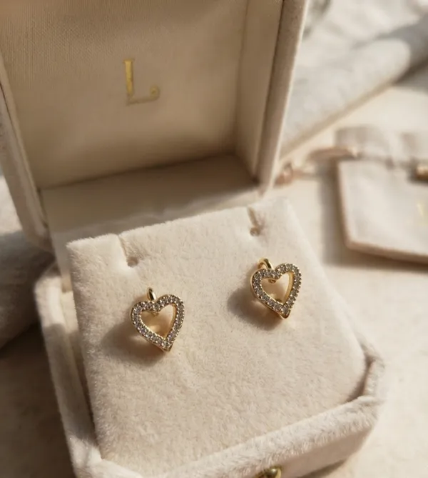 Sherie_Heart_Huggy_Earrings