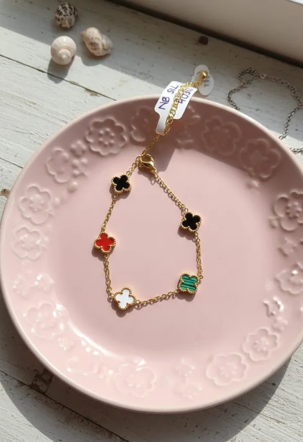 Amelia_Multicolour_Clover_Bracelet