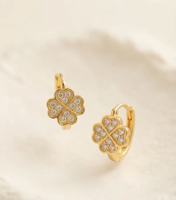 Rebecca_Clover_Huggy_Earrings