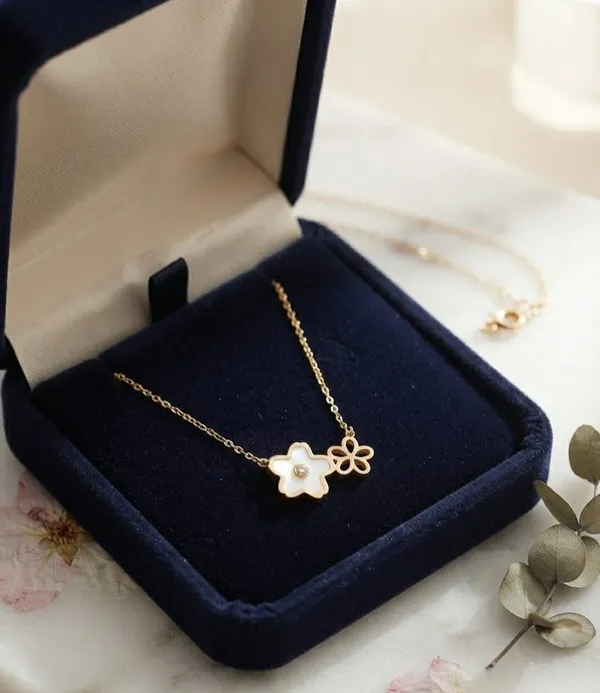 Ciara_Dual_Flower_Necklace