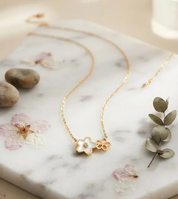 Ciara_Dual_Flower_Necklace