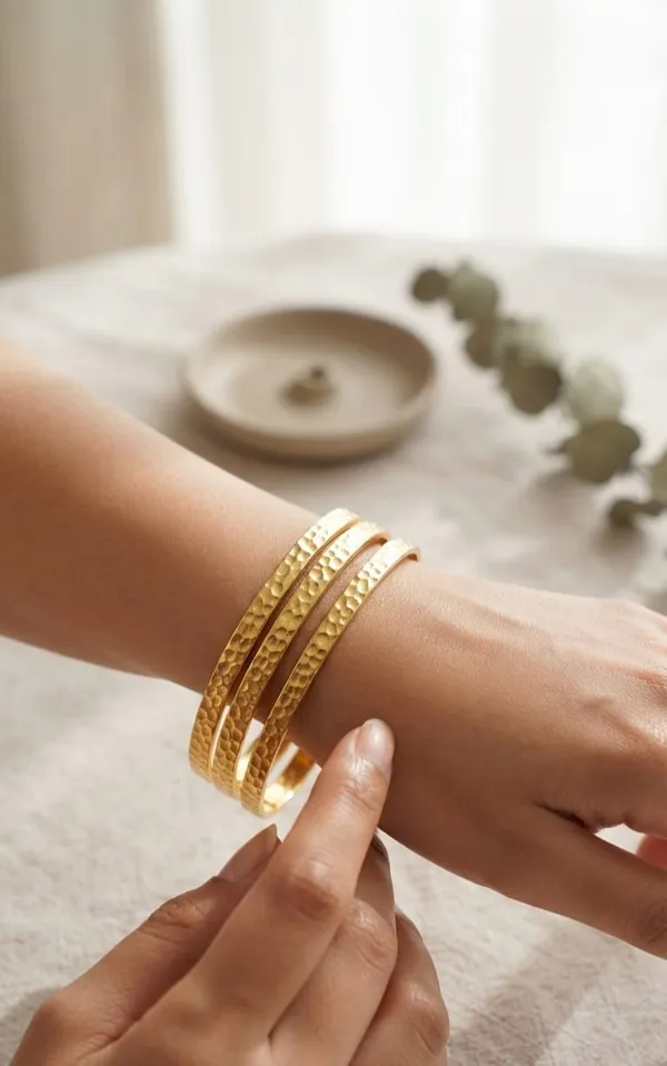 Mirabelle_Textured_Bangles-_Set_of_3