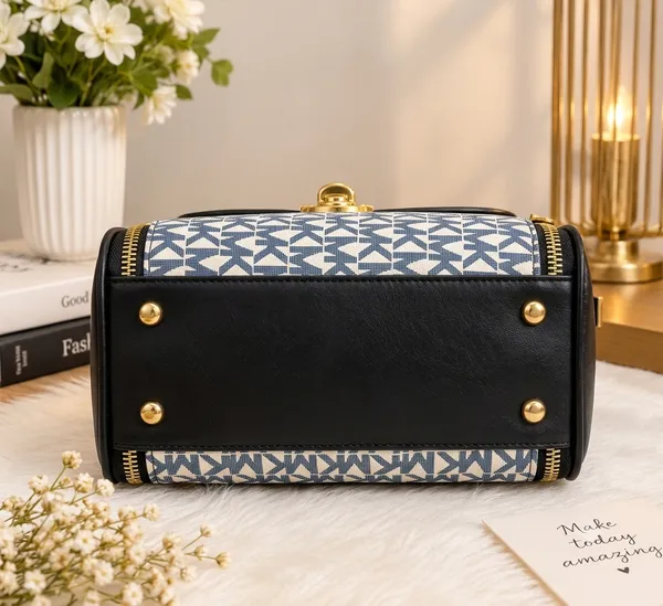 Blue_Printed_Canvas_Handbag_for_Women