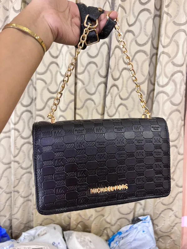 Black_Textured_Crossbody_Bag_for_Women