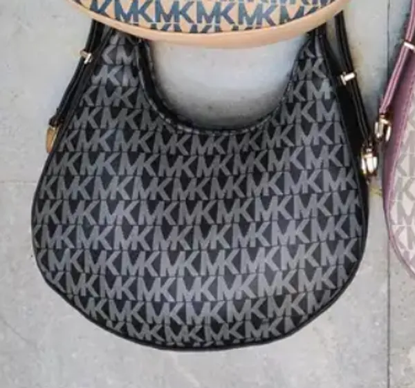 Black_Canvas_Logo_Print_Shoulder_Bag_for_Women