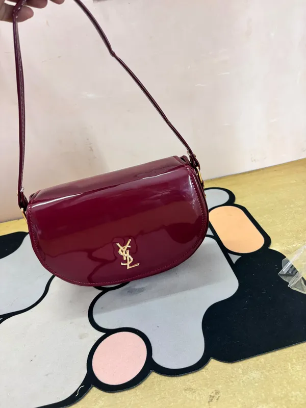 Burgundy_Patent_Shoulder_Bag_for_Women