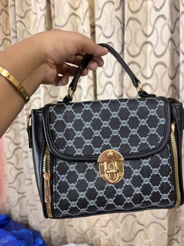 White_Faux_Leather_Printed_Handbag_for_Women