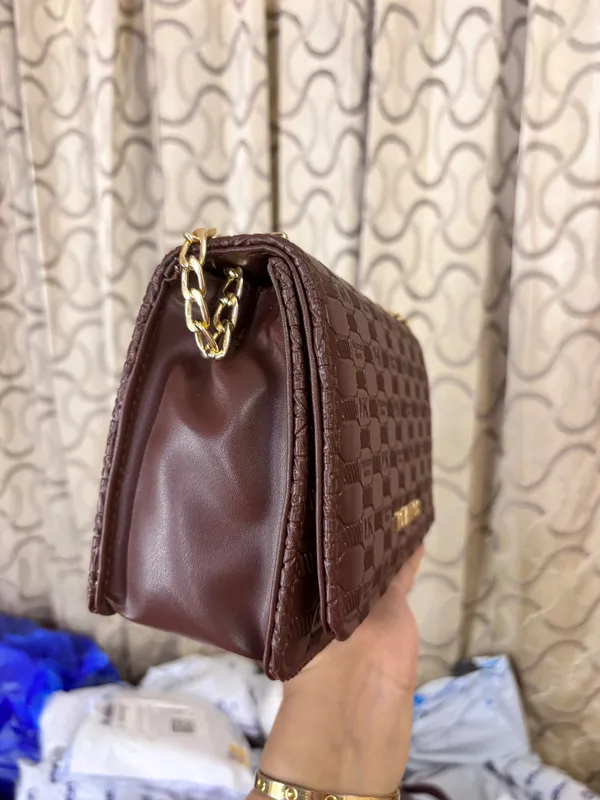 Brown_Textured_Chain_Sling_Bag_for_Women