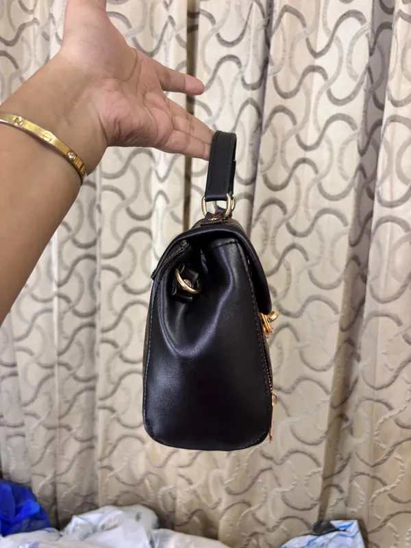 White_Faux_Leather_Printed_Handbag_for_Women