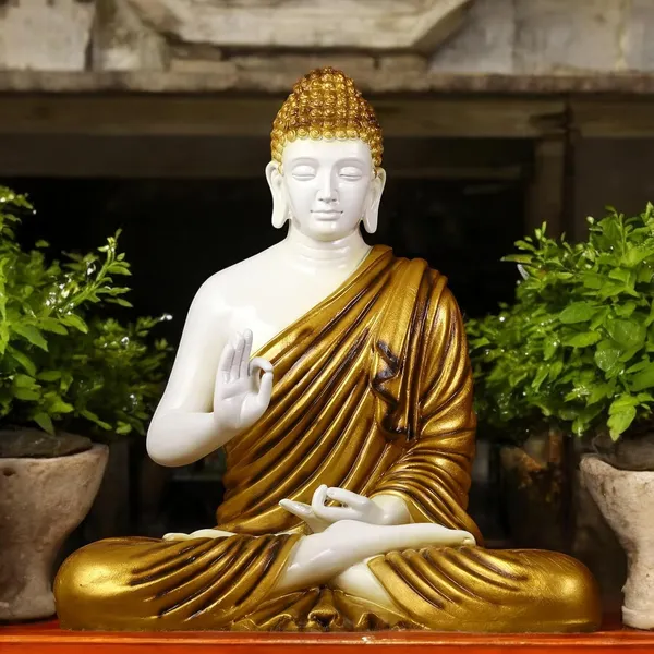 Resin_Meditating_Buddha_Statue