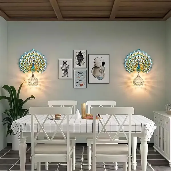 Peacock_Feather_Resin_Wall_Sconce