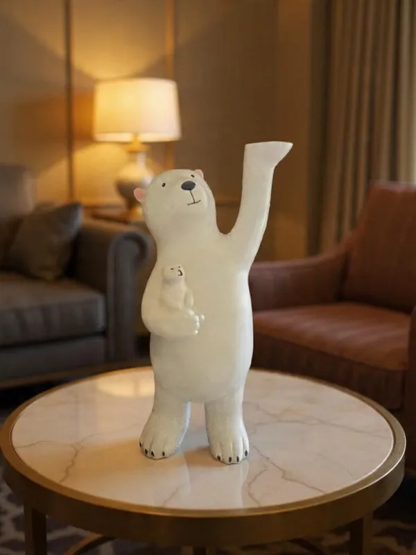 Resin_Bear_Figurine