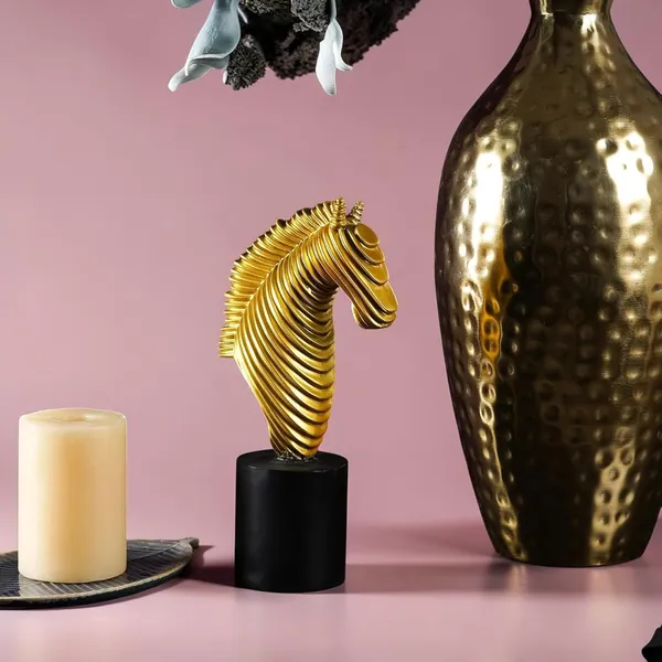 Horse_Head_Sculpture