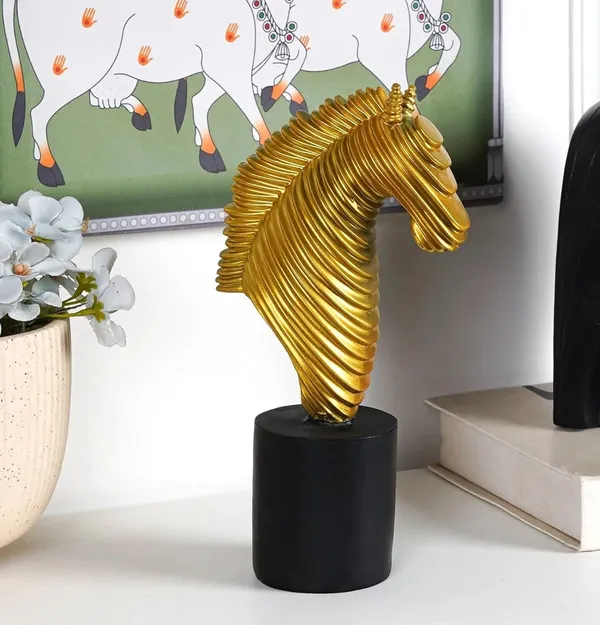 Horse_Head_Sculpture