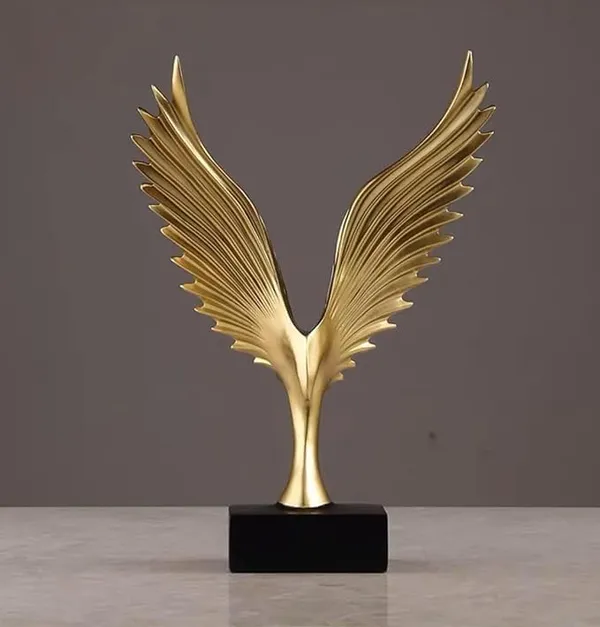 Resin_Eagle_Wing_Figurine