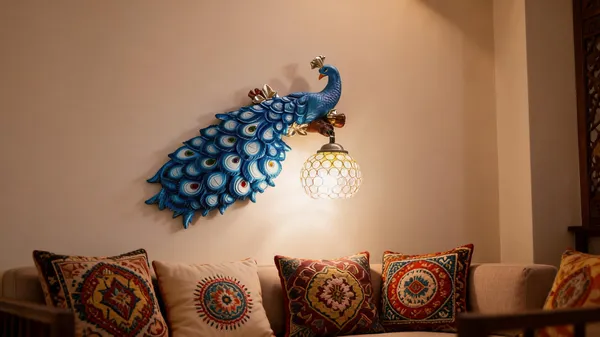 Resin_Peacock_Wall_Sconce_With_Led_Lamp