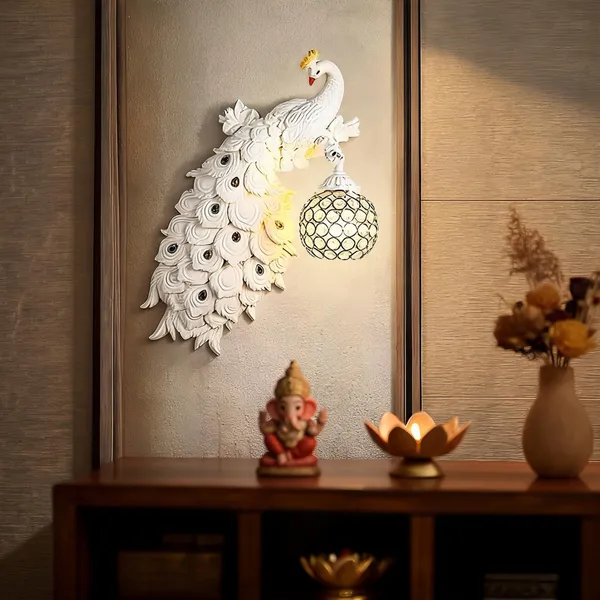 Peacock_Wall_Lamp