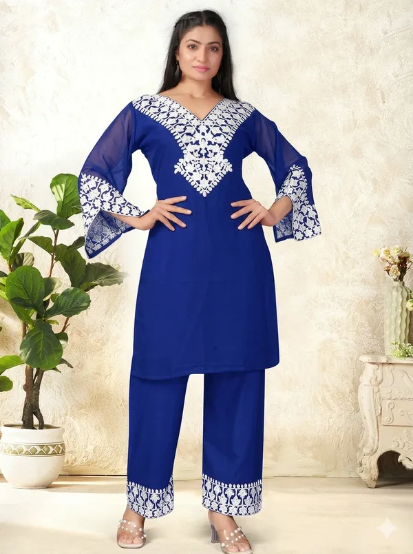 Blue_Georgette_Kurta_Pant_Set_For_Women