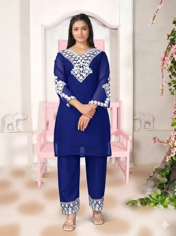 Blue_Georgette_Kurta_Pant_Set_For_Women