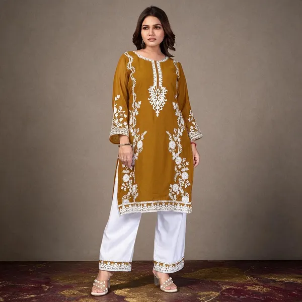 Yellow_Georgette_Kurta_Pant_Set_For_Women
