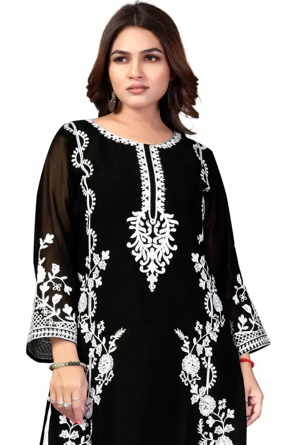 Black_Georgette_Kurta_Pant_Set_For_Women
