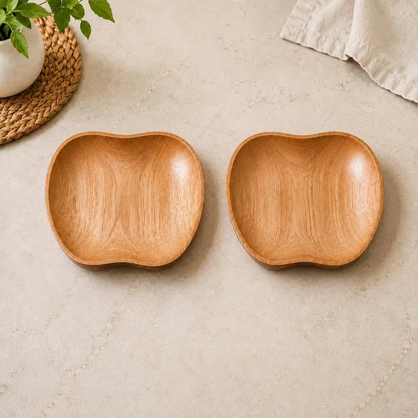 Apple_Shaped_Wooden_Serving_Tray_Food_Platter_(17_X_17_Cm)