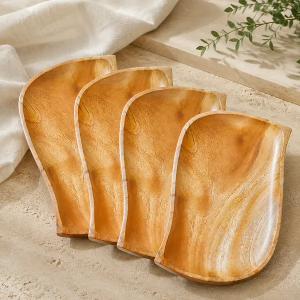 Handcrafted_Crescent_Curve_Wooden_S_Shaped_Serving_Tray