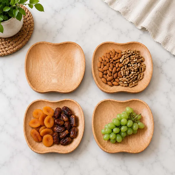 Apple_Shaped_Wooden_Serving_Tray_Food_Platter_(17_X_17_Cm)
