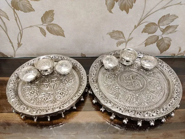 German_Silver_Traditional_Pooja_Thali_Set_With_Stand_Pack_Of_4