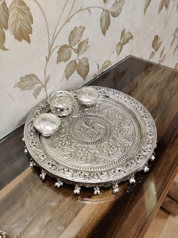 German_Silver_Traditional_Pooja_Thali_Set_With_Stand_Pack_Of_4