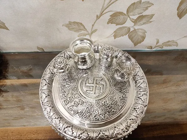 German_Silver_Pooja_Thali_With_Stand_Set