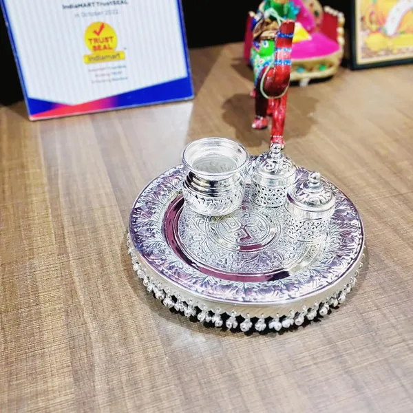 German_Silver_Traditional_Pooja_Thali_Set_With_Stand_Pack_Of_4