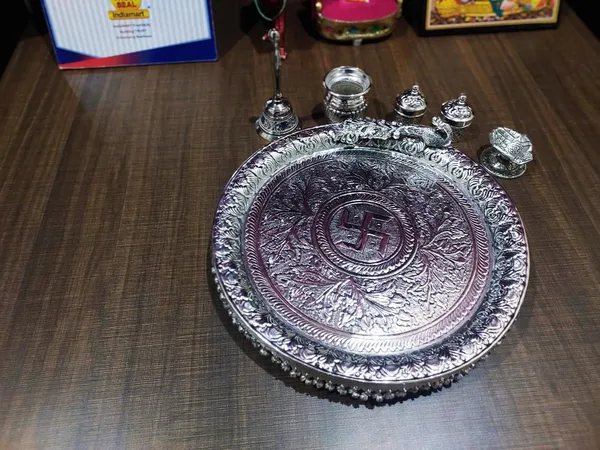 German_Silver_Peacock_Design_Pooja_Thali_Set_With_Stand_Pack_Of_6