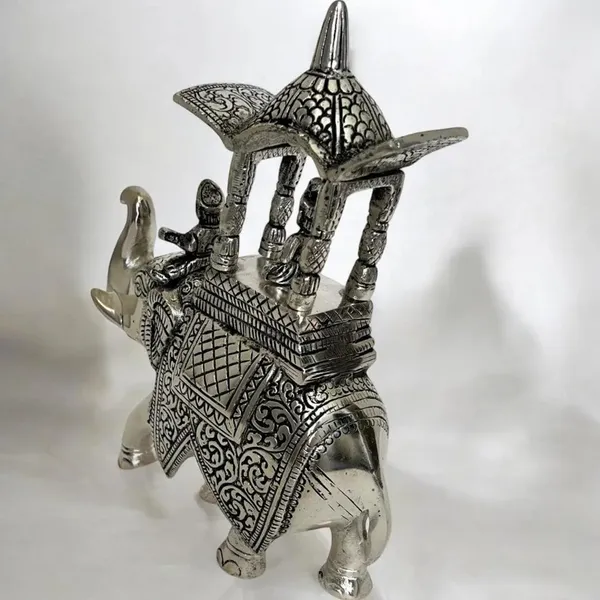 German_Silver_Elephant_Statue