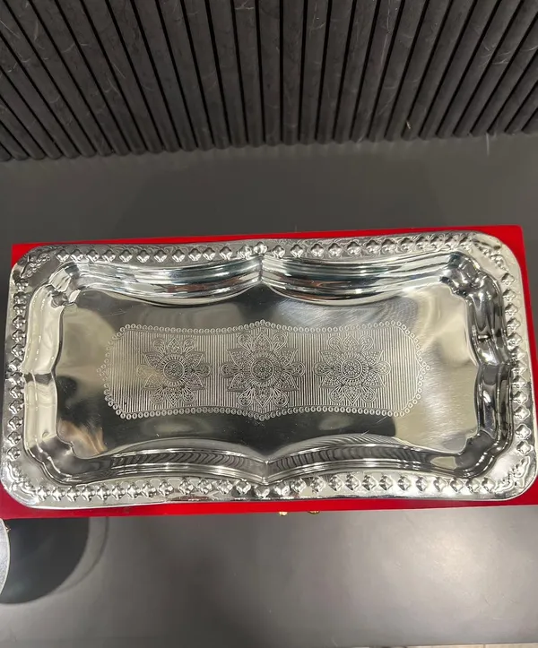 German_Silver_Elephant_Leg_Bowl_Set_With_Acrylic_Lid_And_Tray