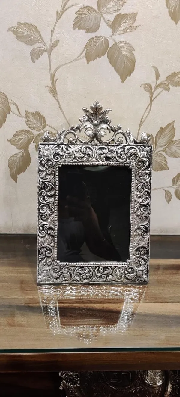 German_Silver_Antique_Reflective_Sheet_Photo_Frame