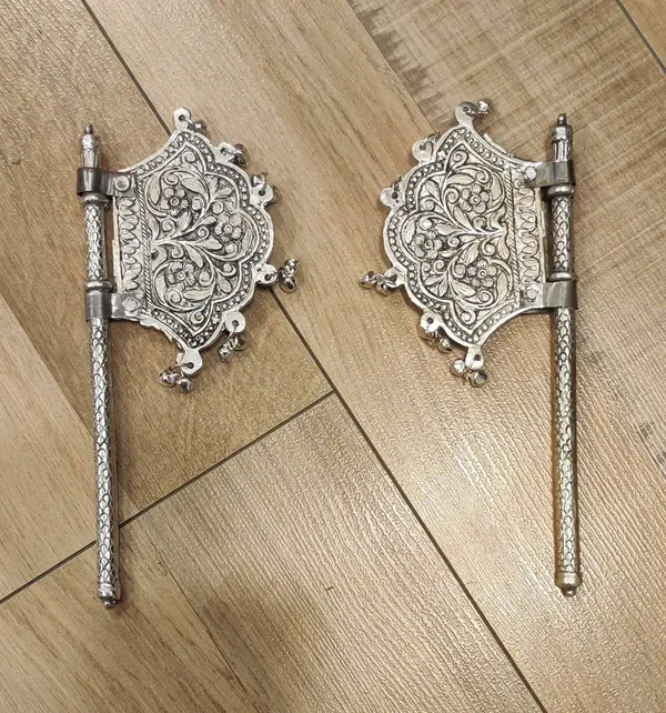 German_Silver_Handmade_Pankhi_(Fan)_Set_for_Pooja/God/Temple_-_Size_(LxBxH)_-_1.5_x_4_x_7_Inch