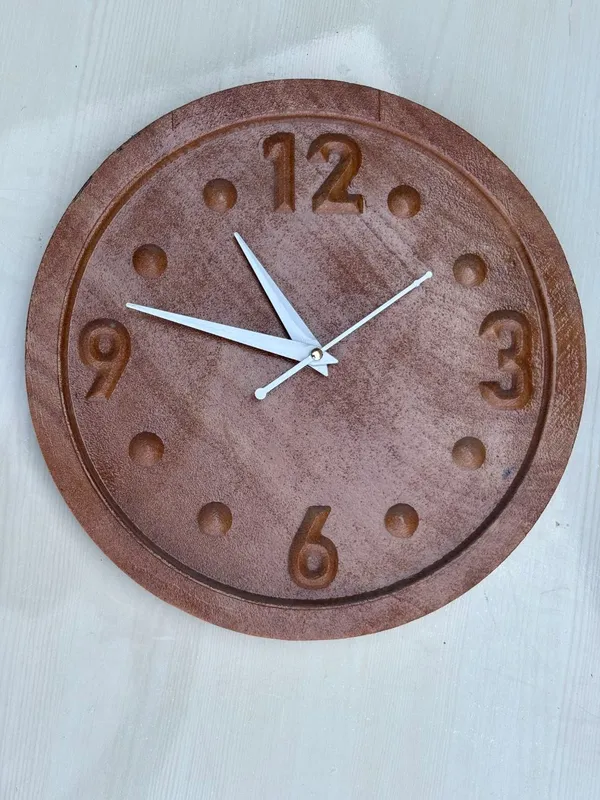 Wooden_Rustic_Round_Wall_Clock