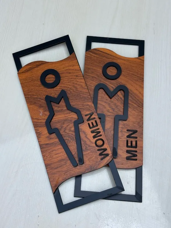 Wood_Finish_Men_Women_Restroom_Sign_Set