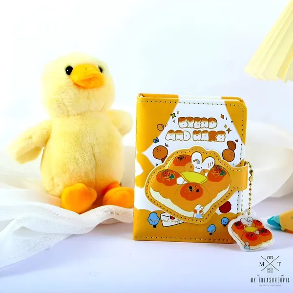 Pu_Notebook_With_Magnetic_Flap