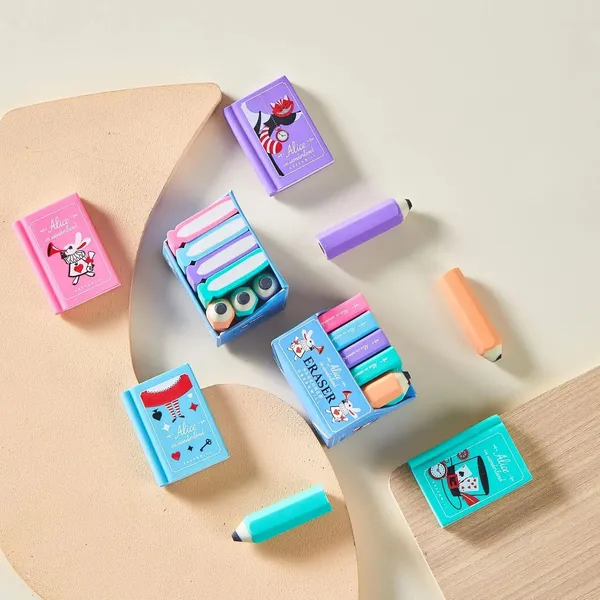 Alice_In_Wonderland_Eraser_Set