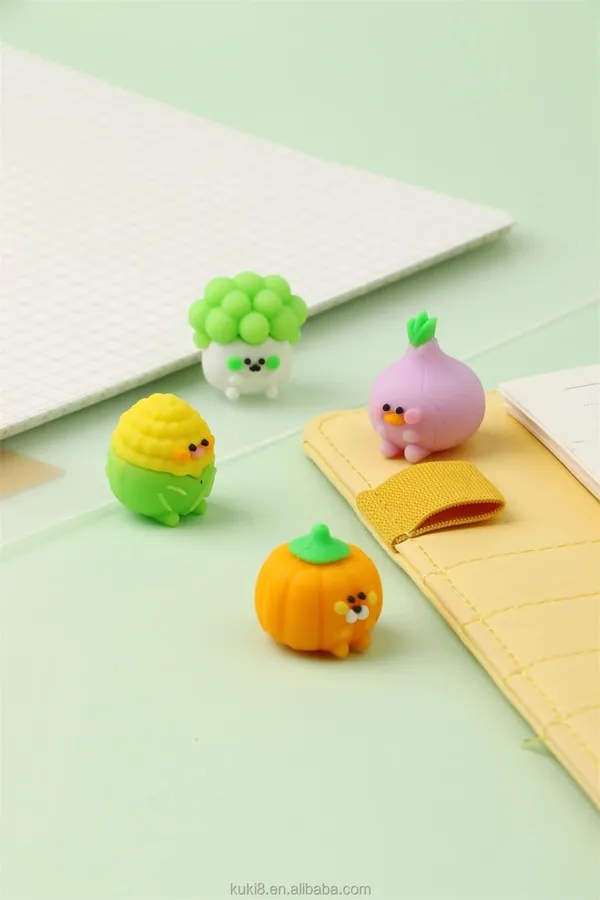 Vegetable_Animal_Eraser_Set