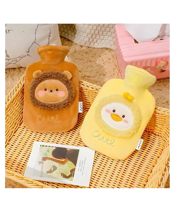 Hot_Water_Bottle_With_Animal_Cover
