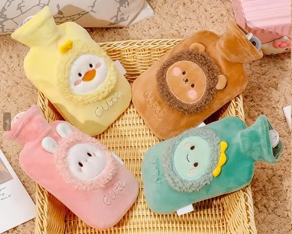 Hot_Water_Bottle_With_Animal_Cover