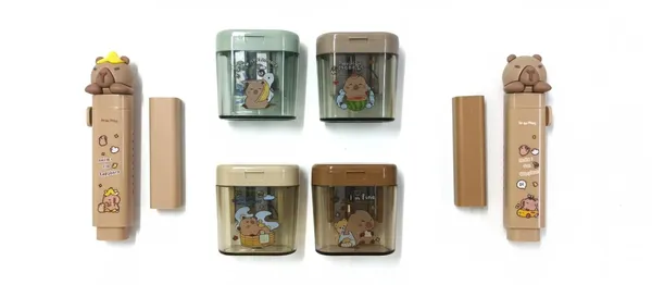 Capybara_Pencil_Sharpener_And_Eraser_Set