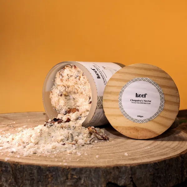 Keef_Cleopatra_S_Nectar_Honey_Oats_Milk_Bath_Soak