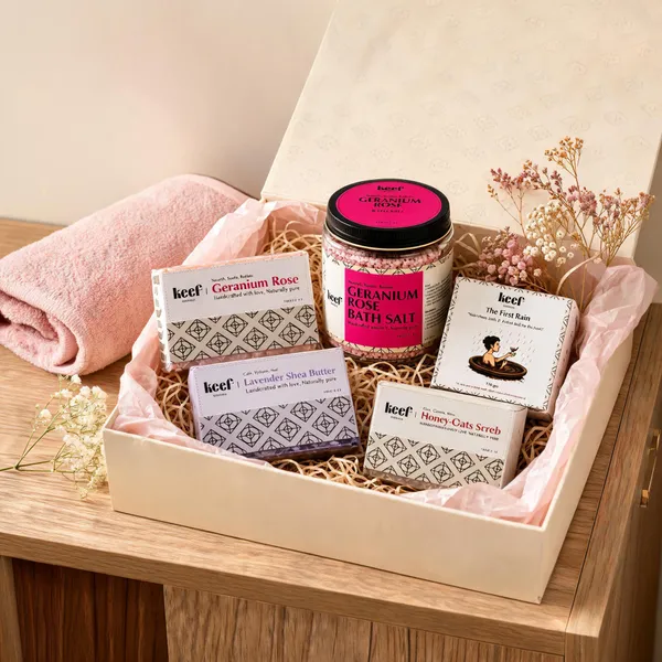 Raksha_Bandhan_Self_Care_Gift_Hamper_5_Piece_Handmade_Bath_Body_Gift_Set__Pack_Of_5